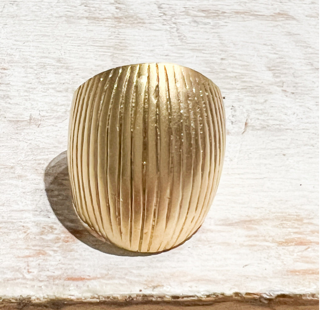 Anillo Rayas Dorado