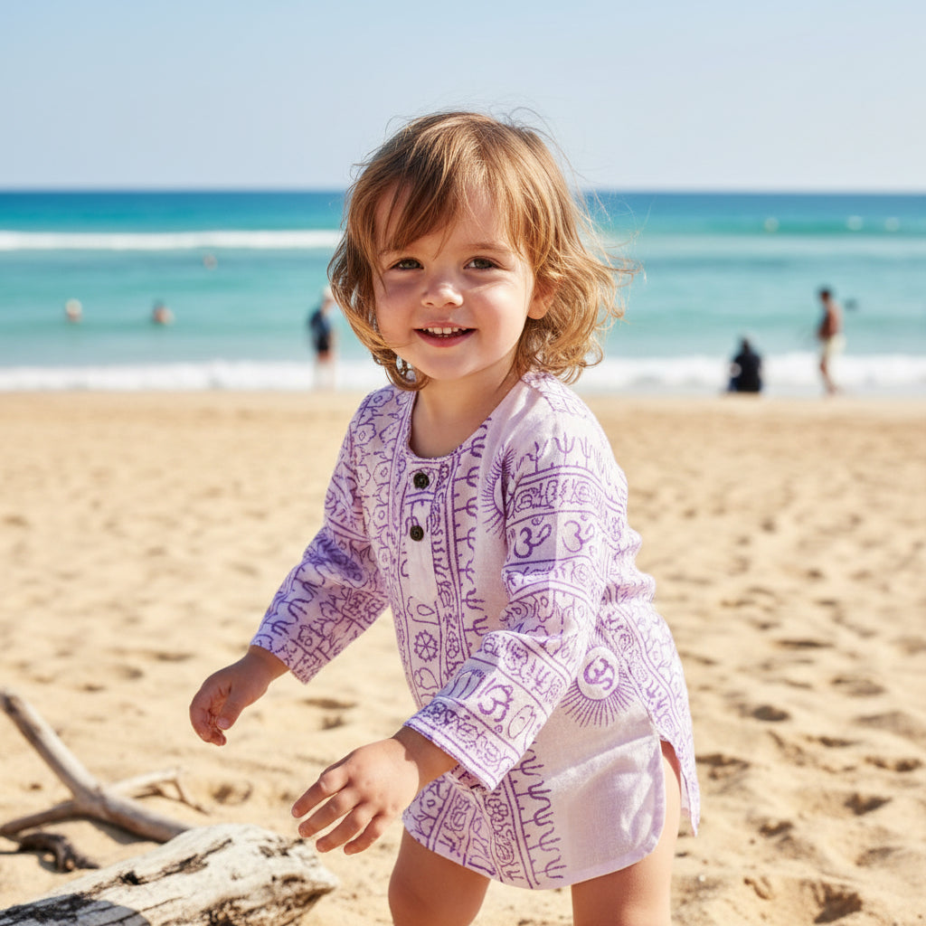 Kurta Blanca/morado de Niños. (Recomendamos pedir una talla más).