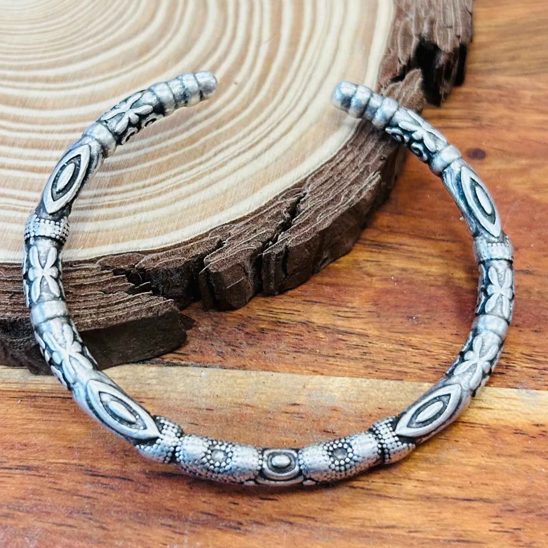 Pulsera/brazalete Newén